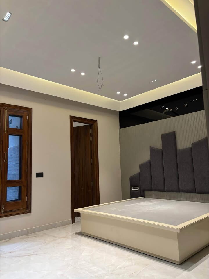 490733434_1199520105160333_878598218602659310_n 5 beds and 5 baths for sale in Chandigarh