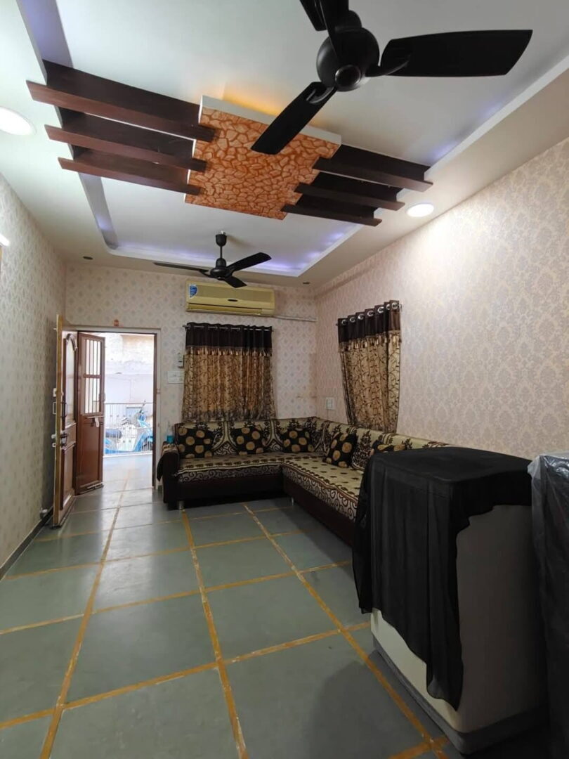 3 bed and 3 baths for sale in Ahmedabad
