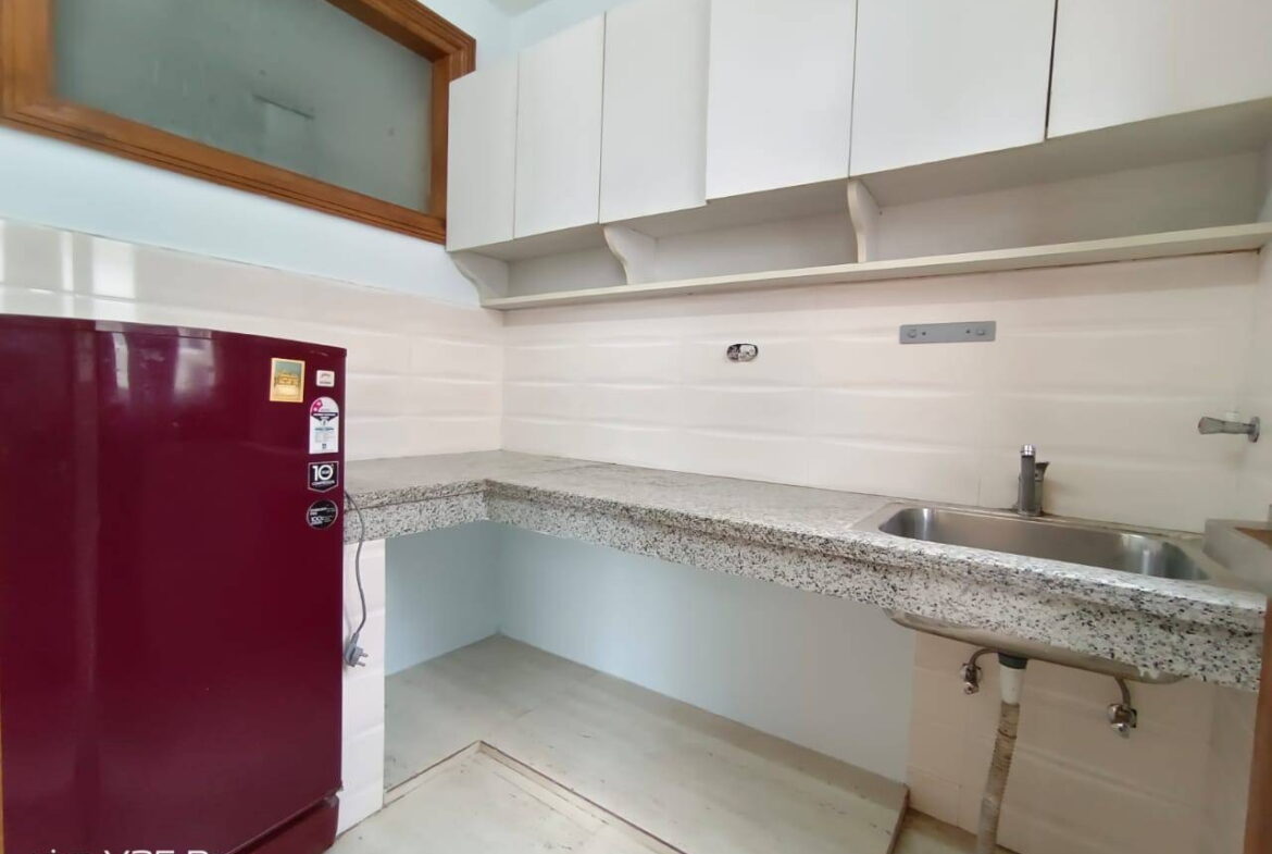 1 bed and 1 bath for rent in Delhi