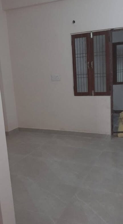 1 bed and 1 bath for rent in Ghaziabad