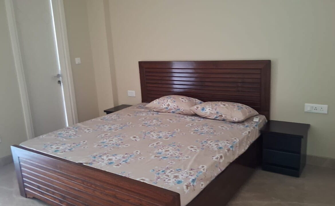 3 beds and 3 baths for rent in Delhi