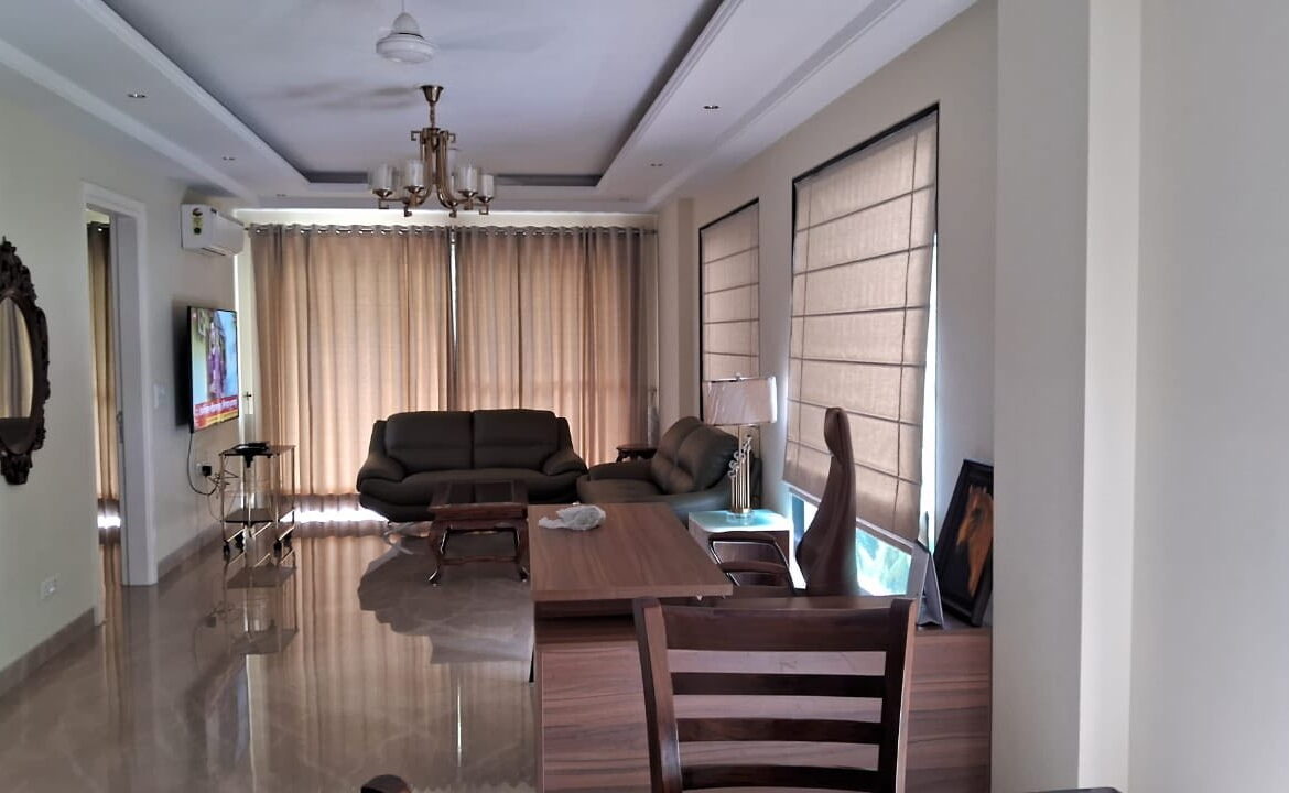 3 beds and 3 baths for rent in Delhi