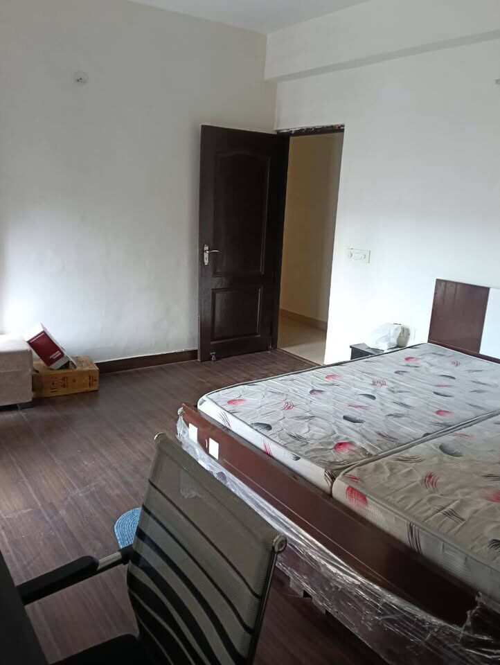 491942284_636059156098152_5092183738145236971_n 3 beds and 3 baths for Noida