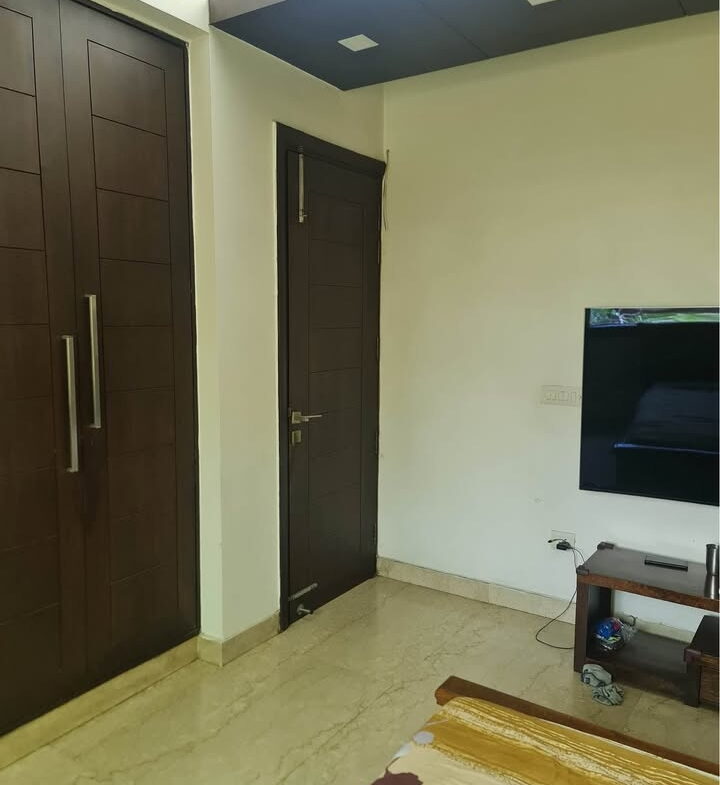 3 beds and 3 baths for rent in Delhi