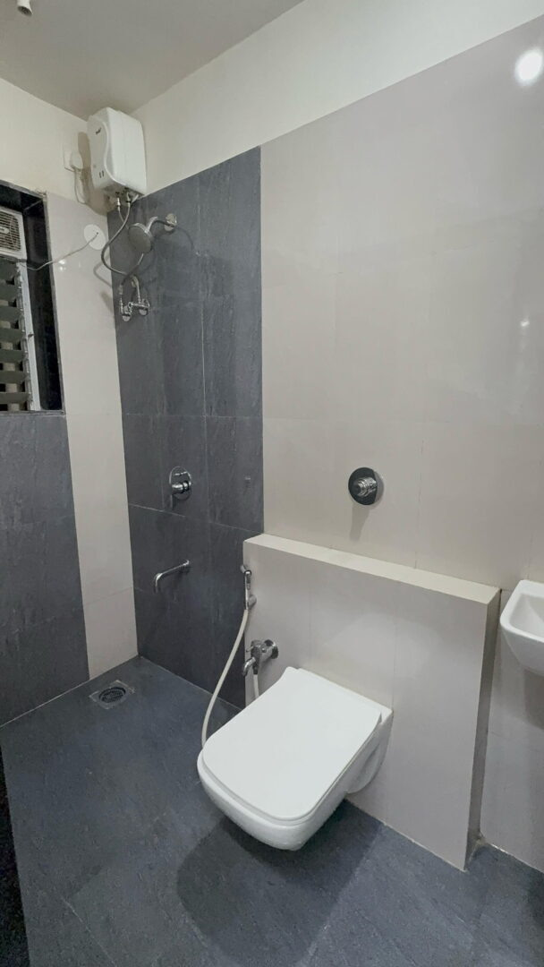 492133985_681367227605289_6296145408387418117_n 2 beds and 2 baths for rent in Mumbai