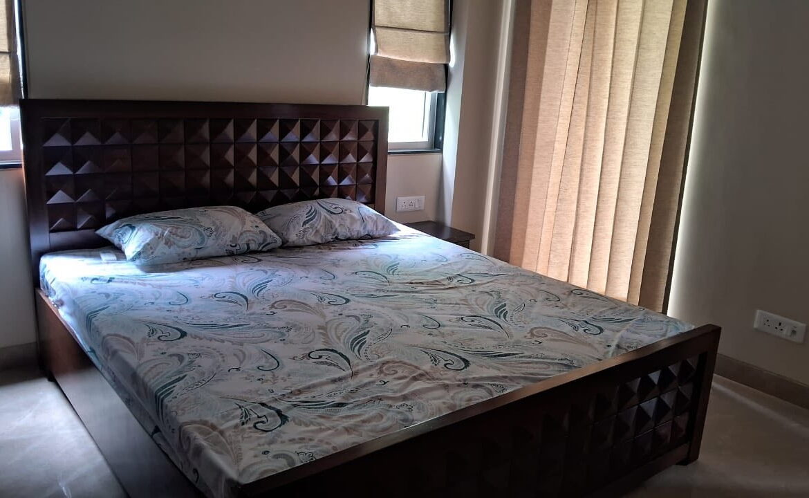 3 beds and 3 baths for rent in Delhi