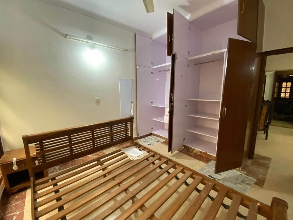 2 beds and 2 baths for rent in Delhi