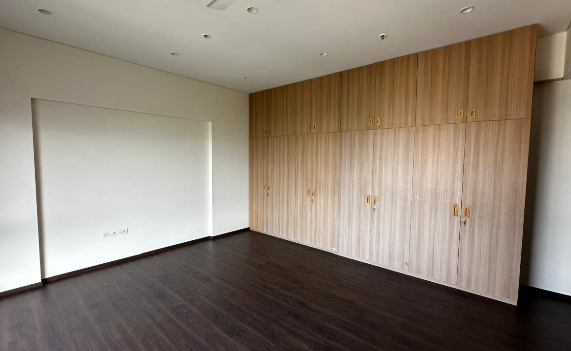 4 Beds And 4 Baths For Rent In Pune.