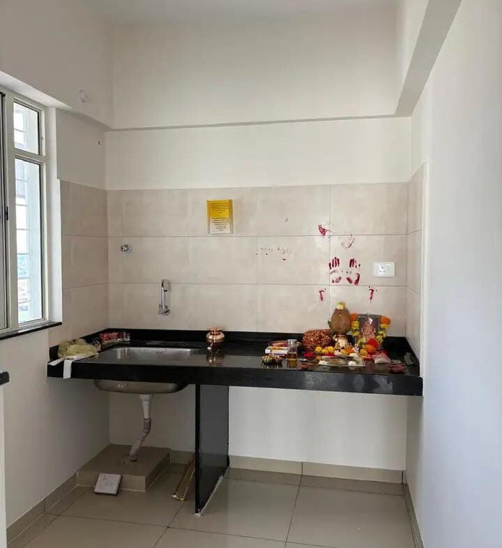 1 Bed And 1 Bath For Rent In Pune.