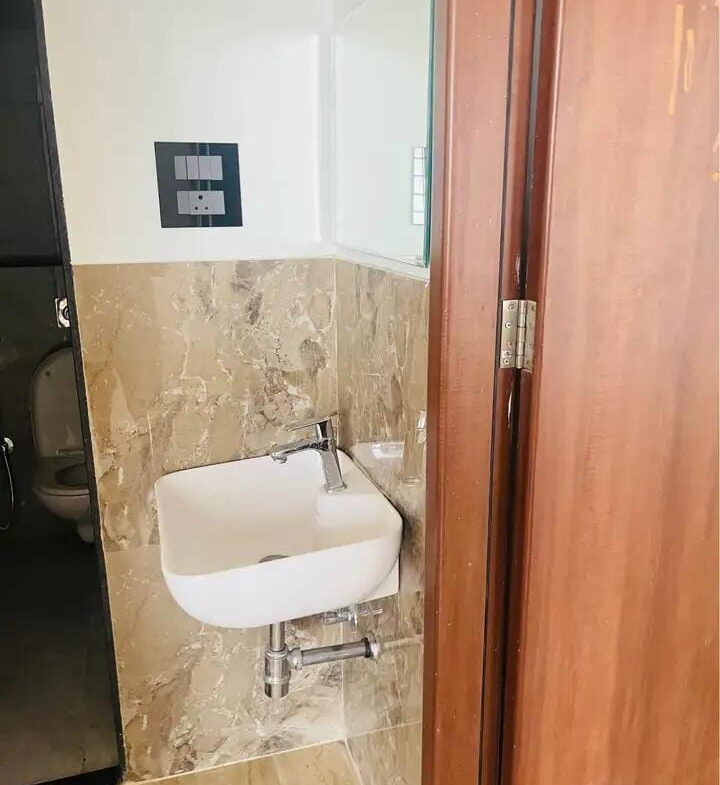 1 Bed And 1 Bath For Rent In Pune.