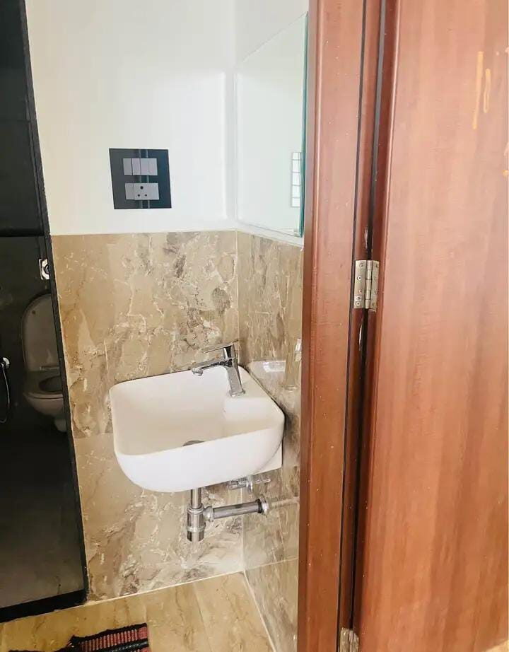 1 Bed And 1 Bath For Rent In Pune.