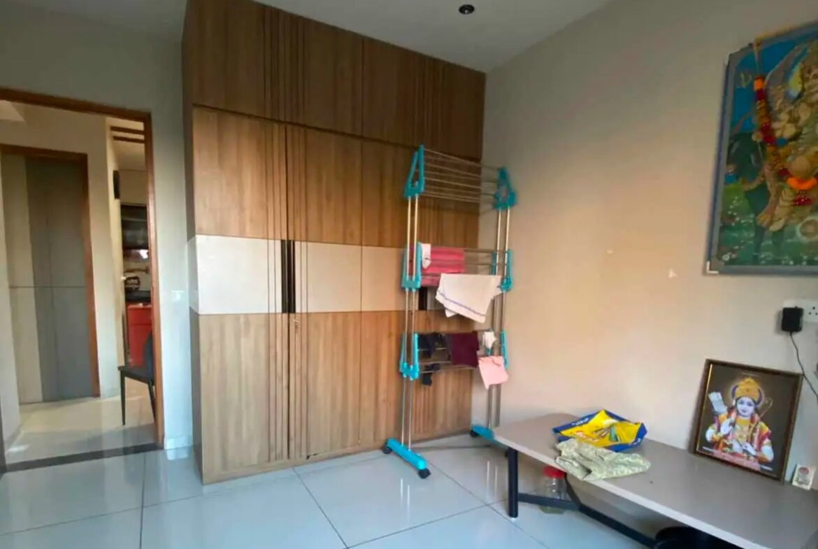 3 beds and 3 baths for sale in Ahmedabad