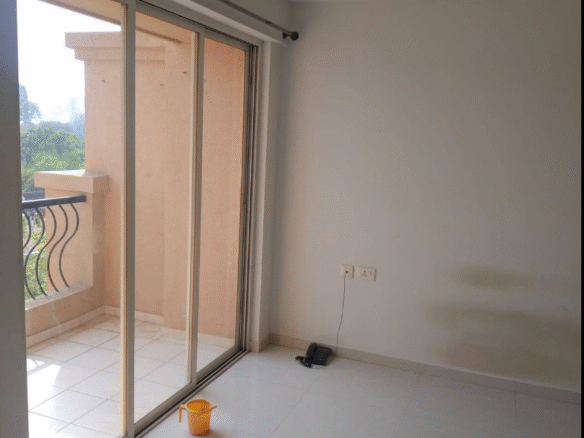 1 Bed and 1 Bath Flat for Sale in Pune