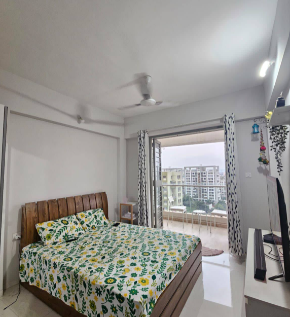 2 Beds and 2 Baths Flat for Rent in Pune