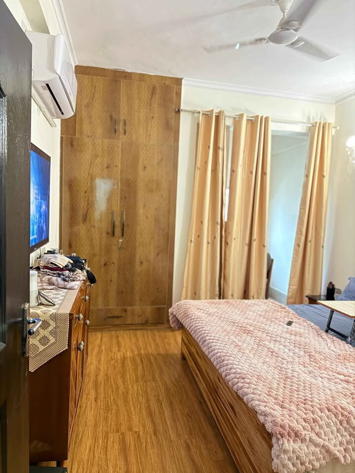 3 beds and 3 baths for sale in Gurugram