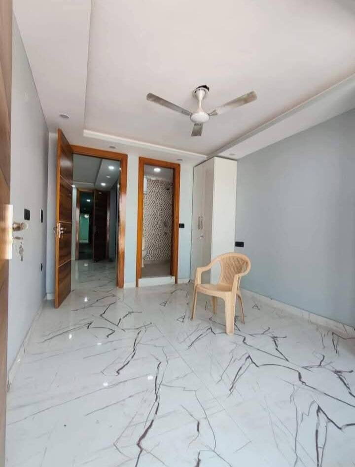 3 beds and 3 baths for rent in Delhi