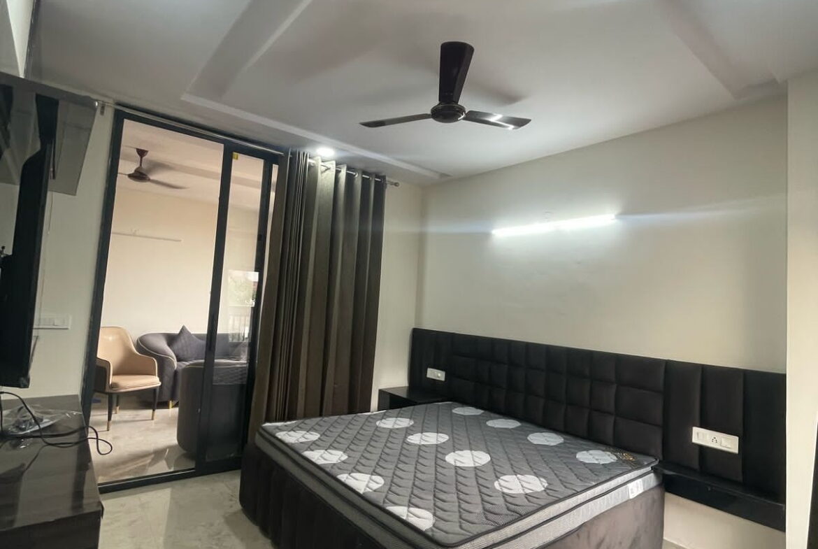 1 Bed And 1 Bath For Rent In Gurgaon.