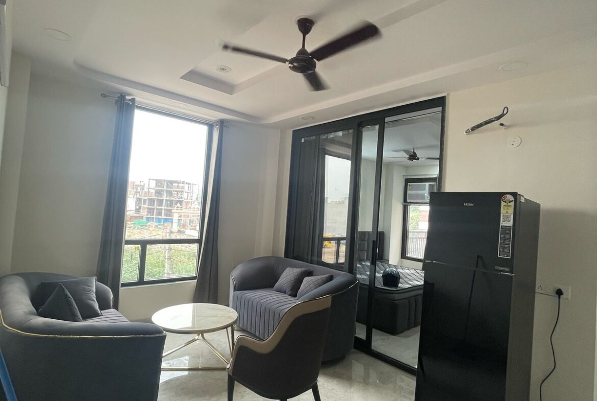 1 Bed And 1 Bath For Rent In Gurgaon.