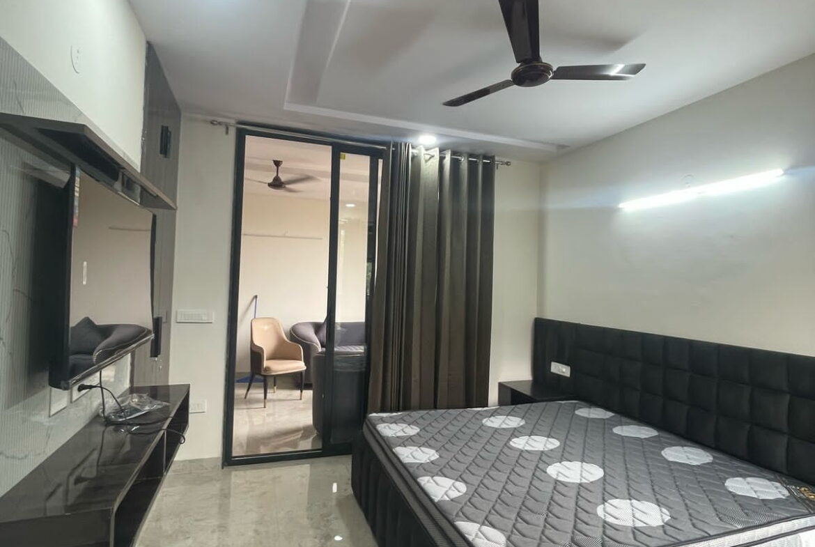 1 Bed And 1 Bath For Rent In Gurgaon.