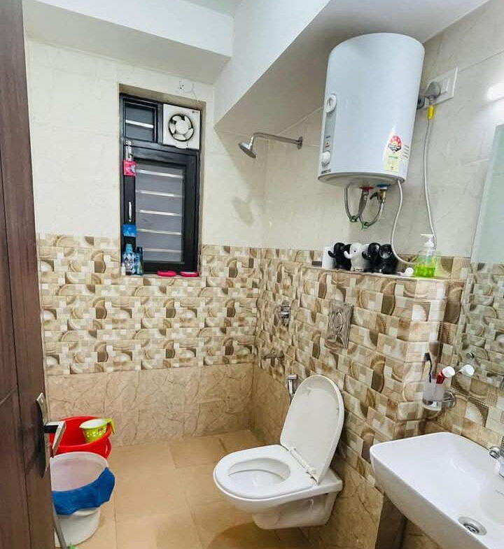 2 Beds And 2 Baths For Rent In Gurgaon.