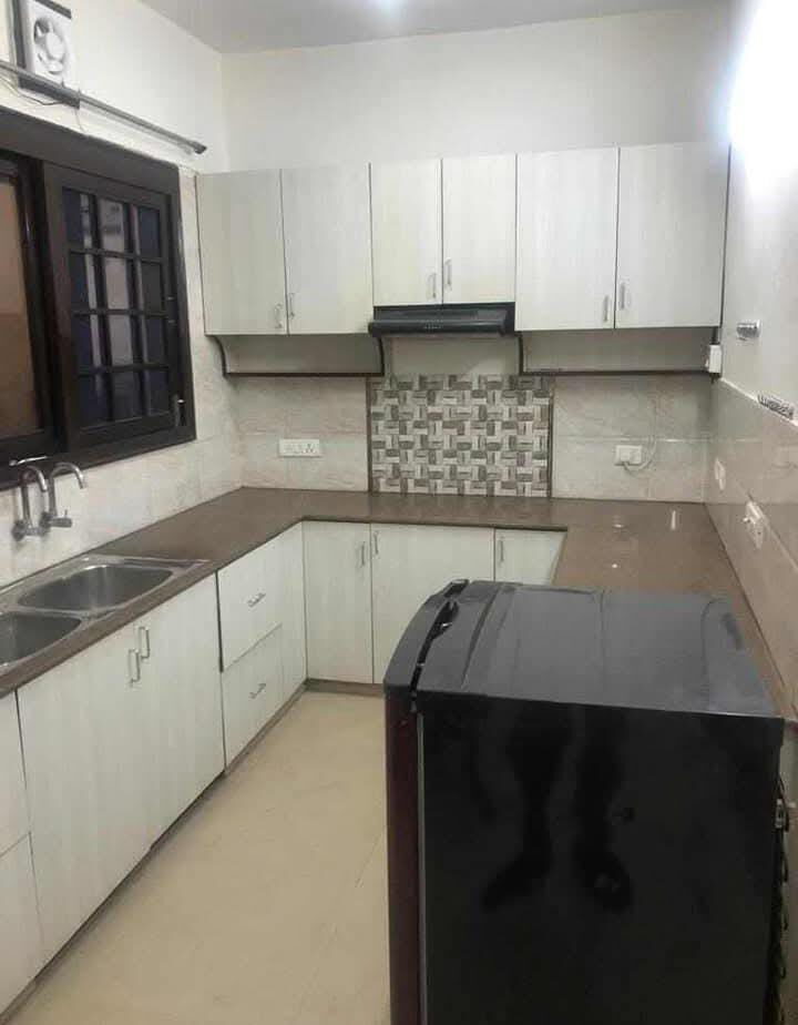 3 Beds And 3 Baths For Rent In Gurgaon.