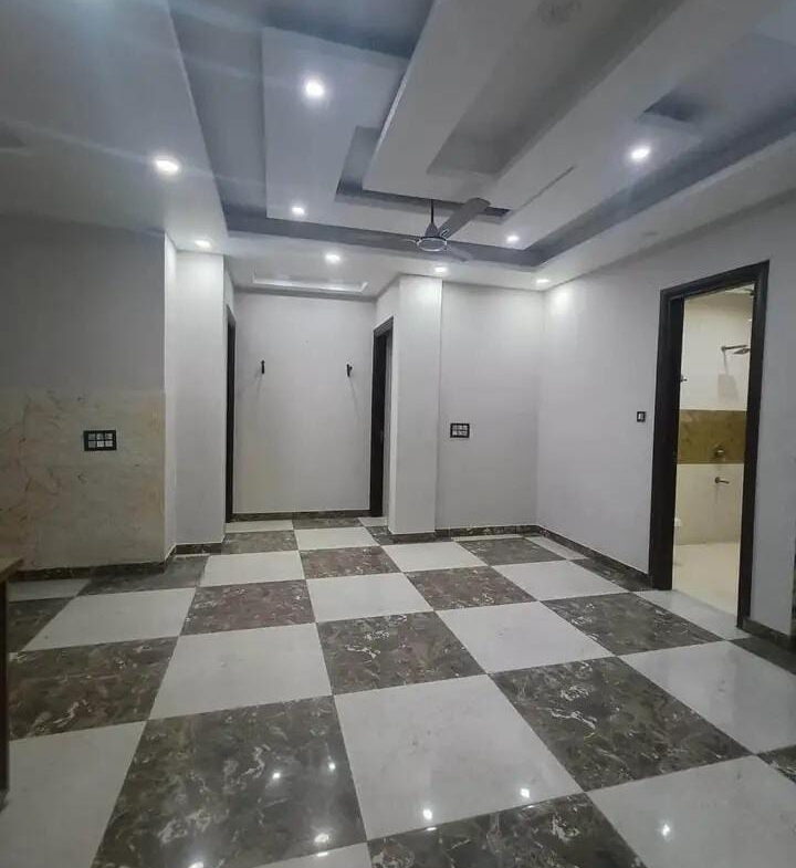 3 Beds And 3 Baths For Rent In Gurgaon.