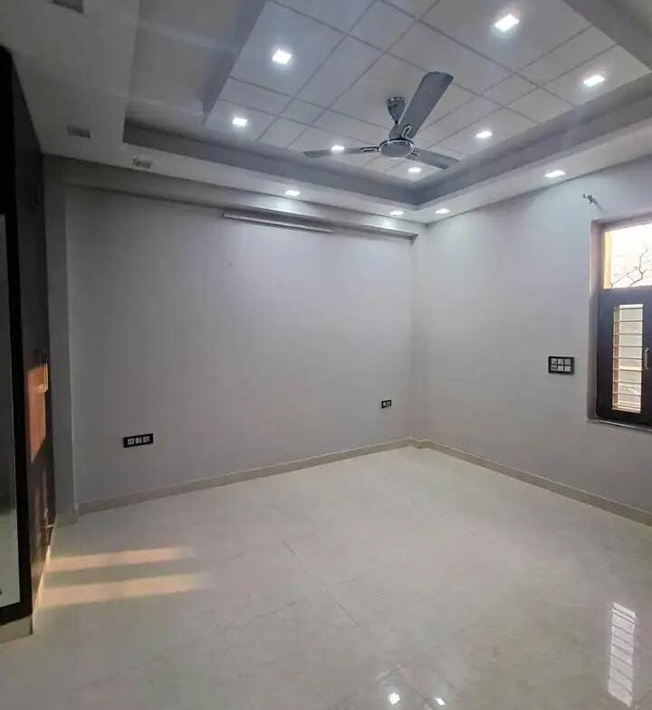 3 Beds And 3 Baths For Rent In Gurgaon.