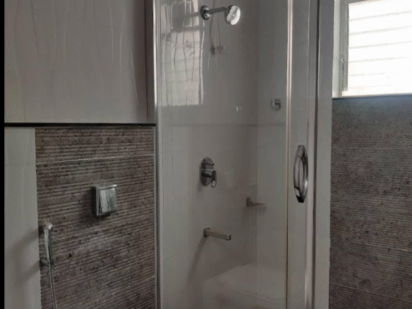 3 Beds and 3 Baths Flat for Sale in Pune