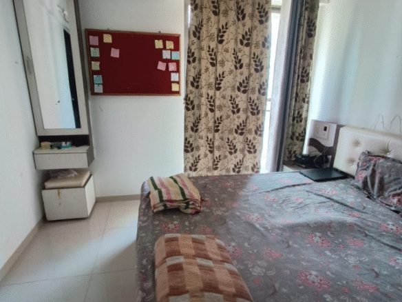 2 Beds and 2 Baths Flat for Rent in Pune