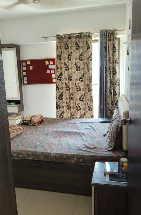2 Beds and 2 Baths Flat for Rent in Pune