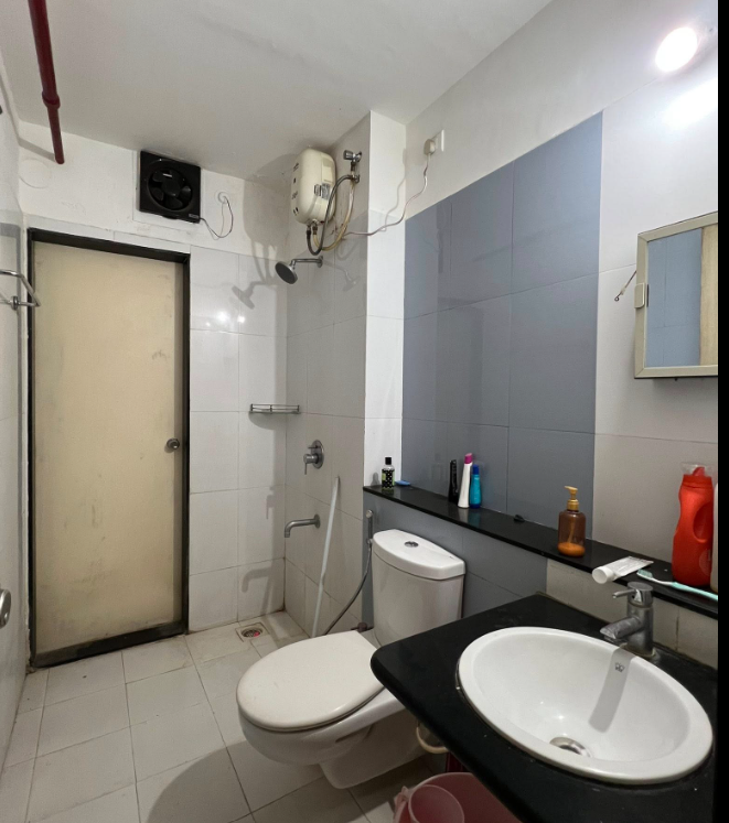 1 Bed and 1 Bath Flat for Rent in Pune
