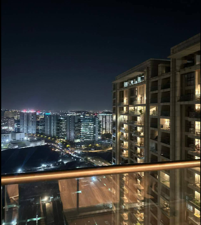 3 Beds and 3 Baths Flat for Sale in Pune