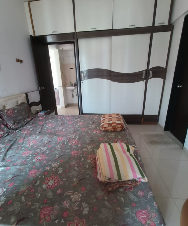 2 Beds and 2 Baths Flat for Rent in Pune