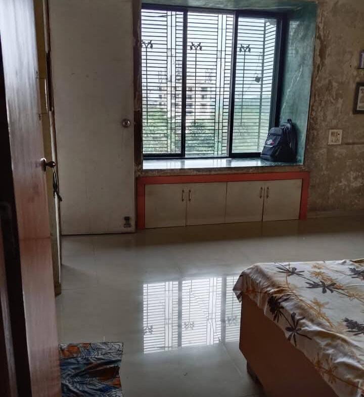 2 Beds and 2 Baths for Sale in Thane.