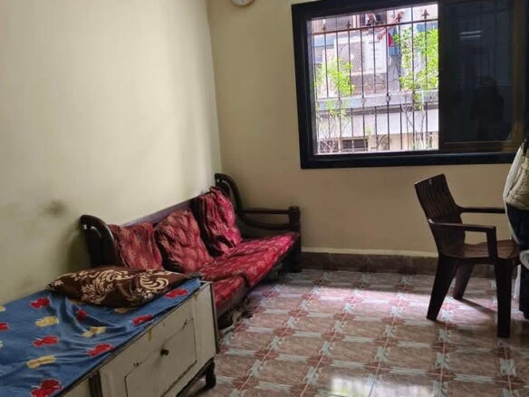 1 Bed and 1 Bath For Sale in Thane.