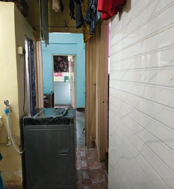 1 Bed and 1 Bath For Sale in Thane.