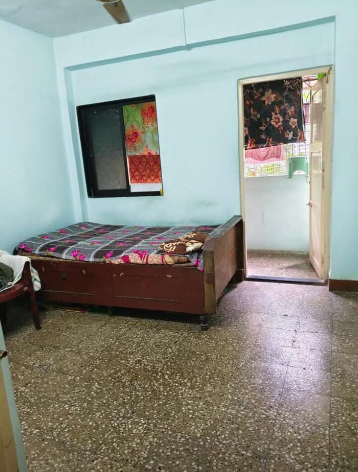 1 Bed and 1 Bath For Sale in Thane.