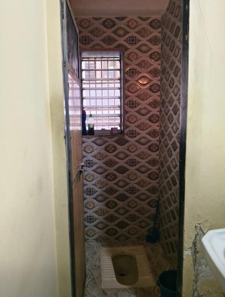 1 Bed and 1 Bath For Sale in Thane.
