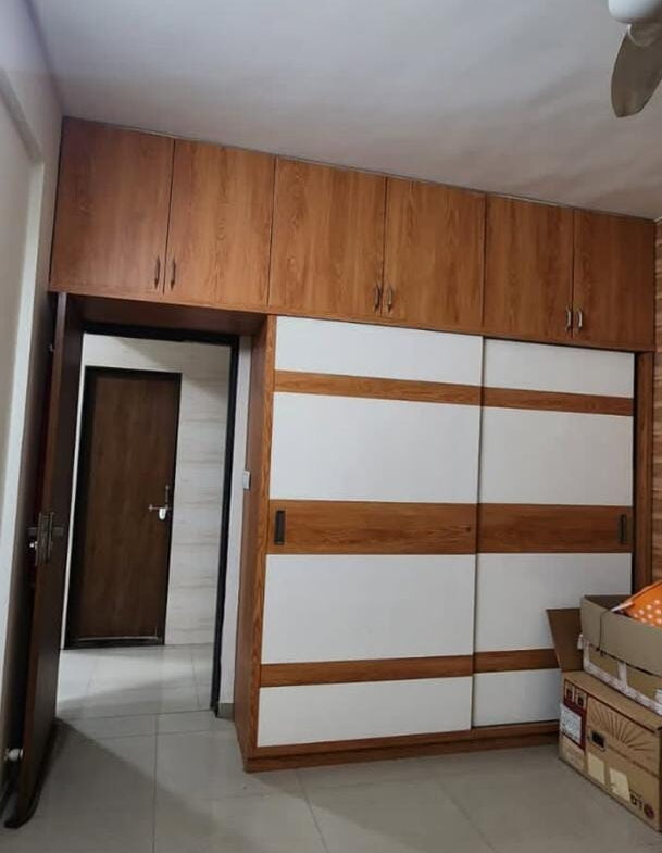 3 Beds and 3 Baths For Rent in Ahmedabad.