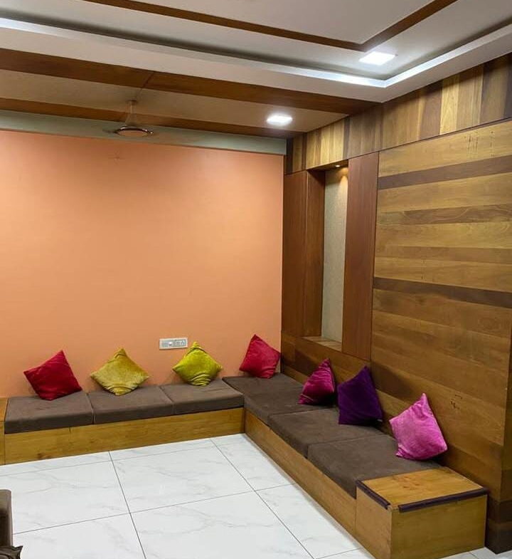 3 Beds and 3 Baths For Rent in Ahmedabad.