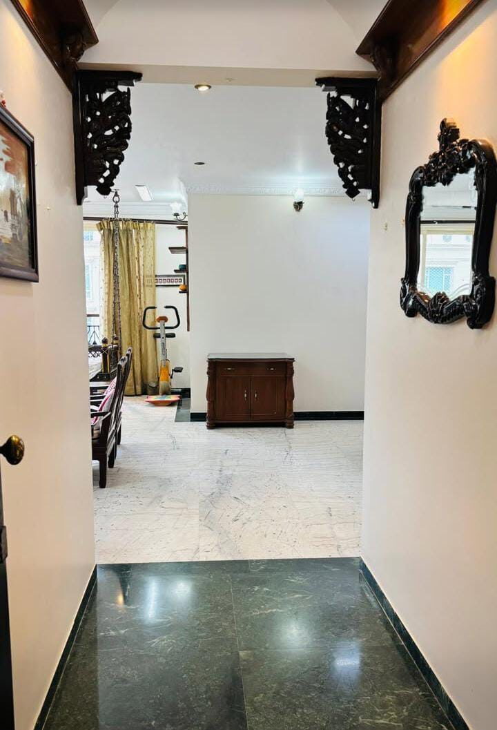3 Beds and 3 Baths For Rent in Mumbai.