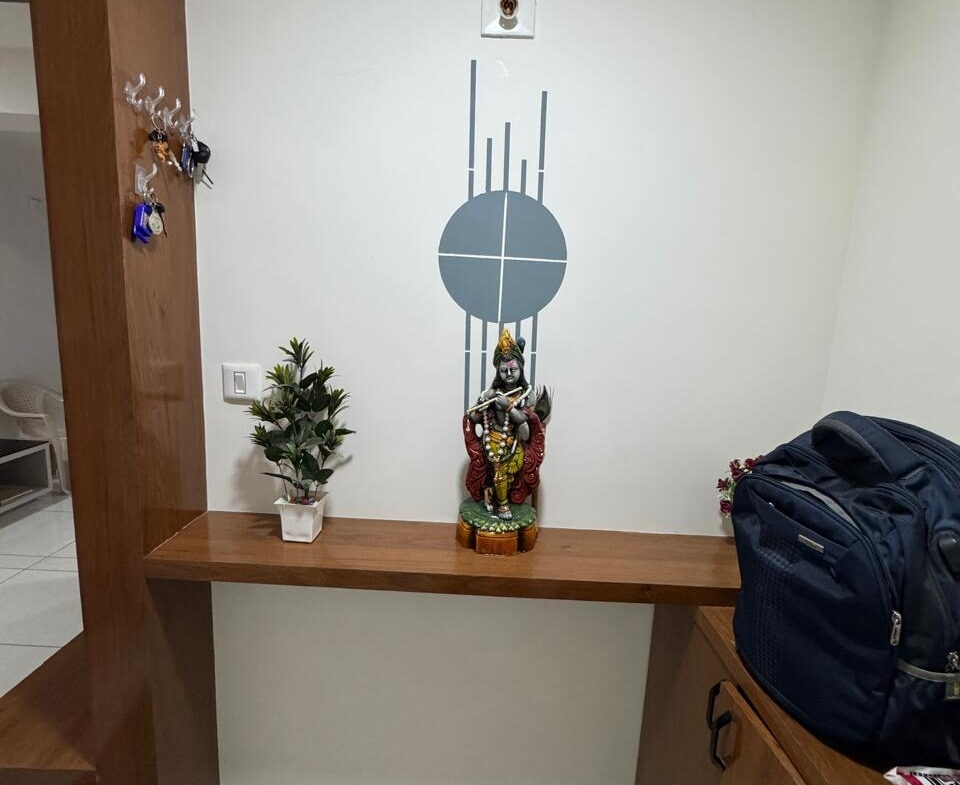 3 Beds and 3 Baths For Sale in Gandhinagar.