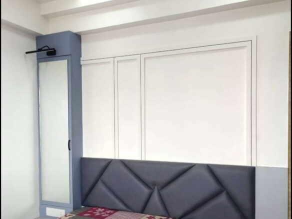 3 Beds and 3 Baths For Sale in Gandhinagar.