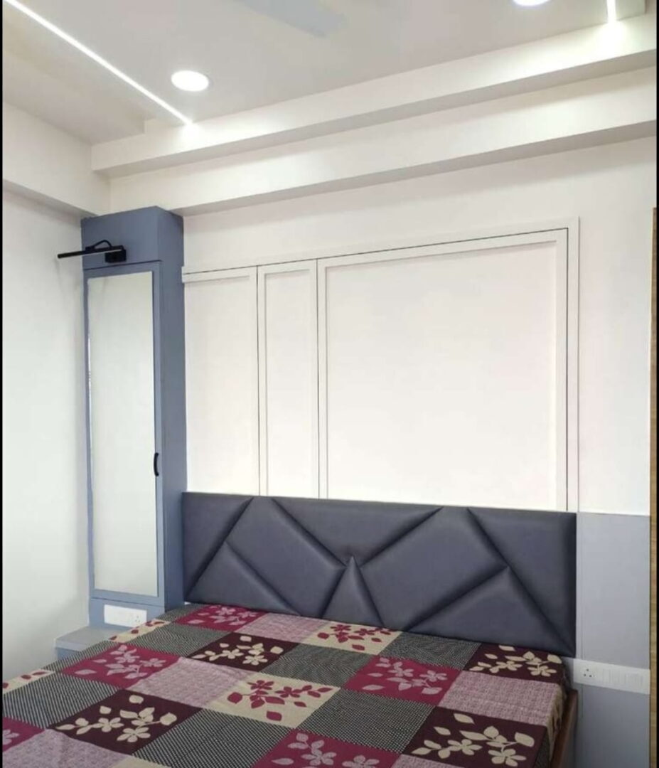 3 Beds and 3 Baths For Sale in Gandhinagar.