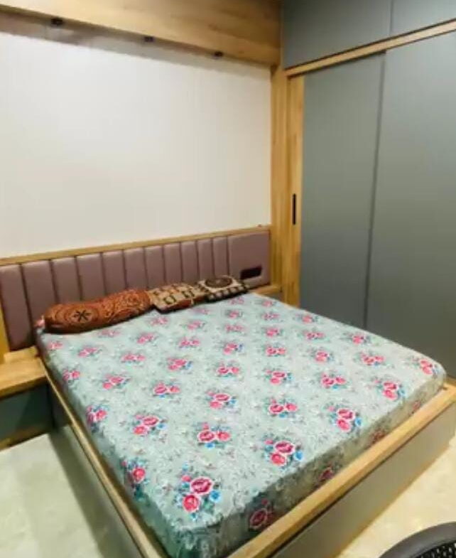 3 Beds and 3 Baths For Sale in Gandhinagar.