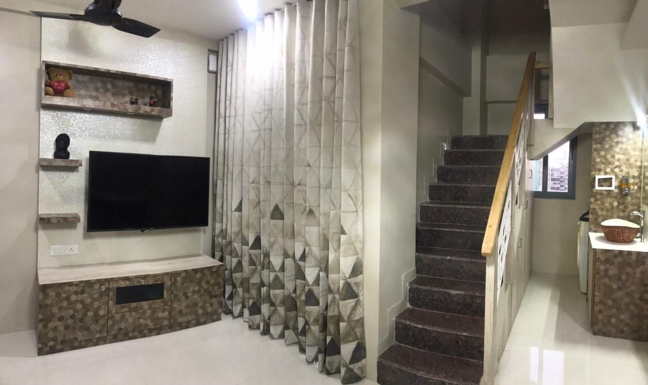 3 Beds and 3 Baths For Sale in Gandhinagar.