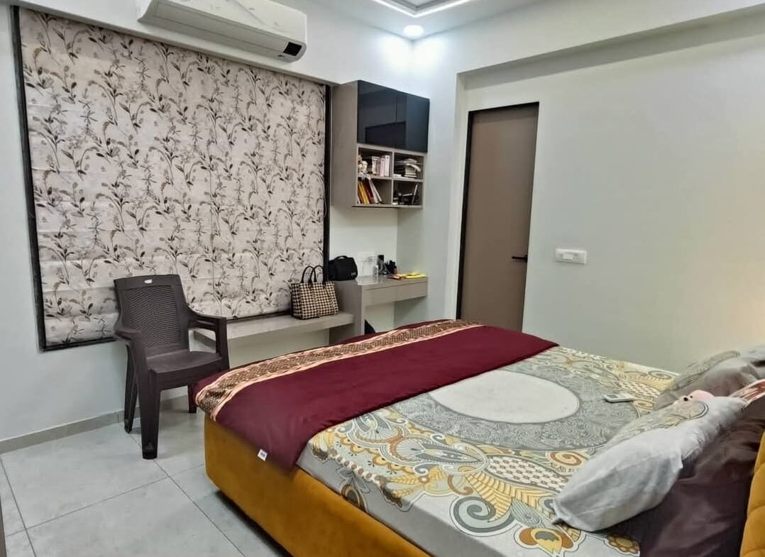 3 Beds and 3 Baths for Sale in Gandhinagar.