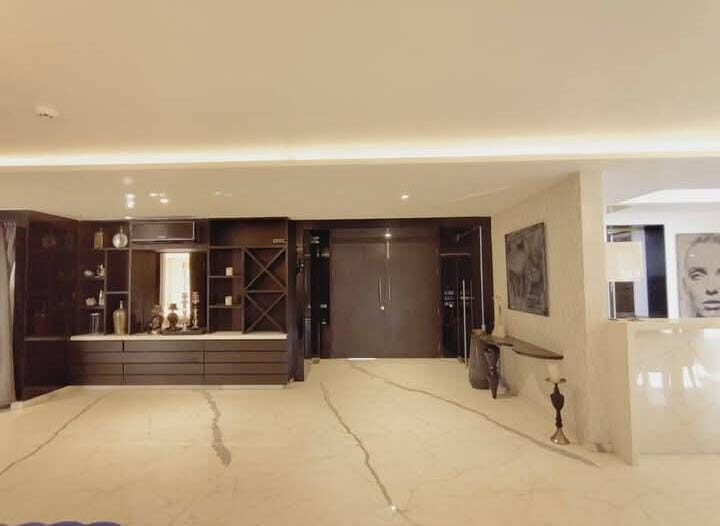 5 Beds and 5 Baths For Rent in Pune.