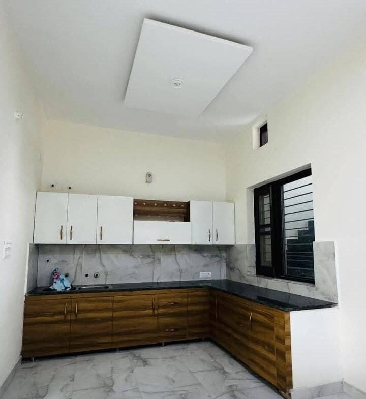 3 Beds and 3 Baths for Sale in Amritsar.