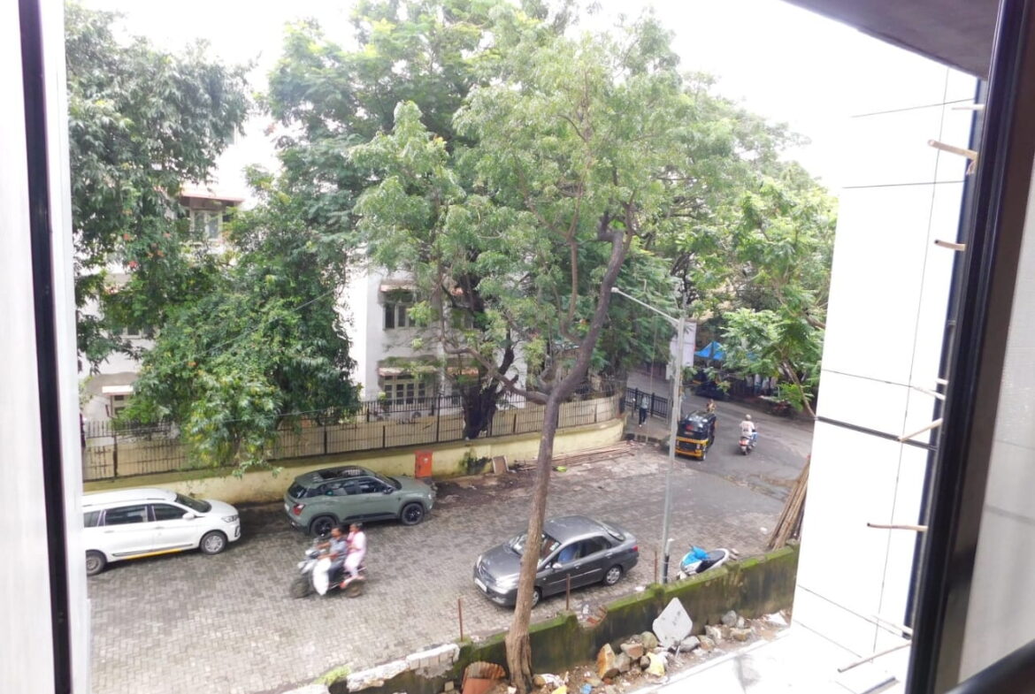 2 Beds and 2 Baths for Rent in Mumbai.